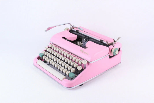 SOLD! Olympia SM 2/3 Pink, Vintage Manual Typewriter, Refurbished - ElGranero Typewriter.Company