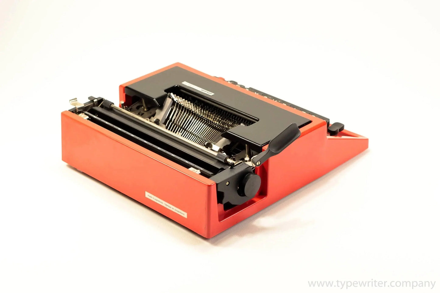 SOLD! Olivetti Dora Red Black, Vintage Manual Typewriter, Restored - ElGranero Typewriter.Company