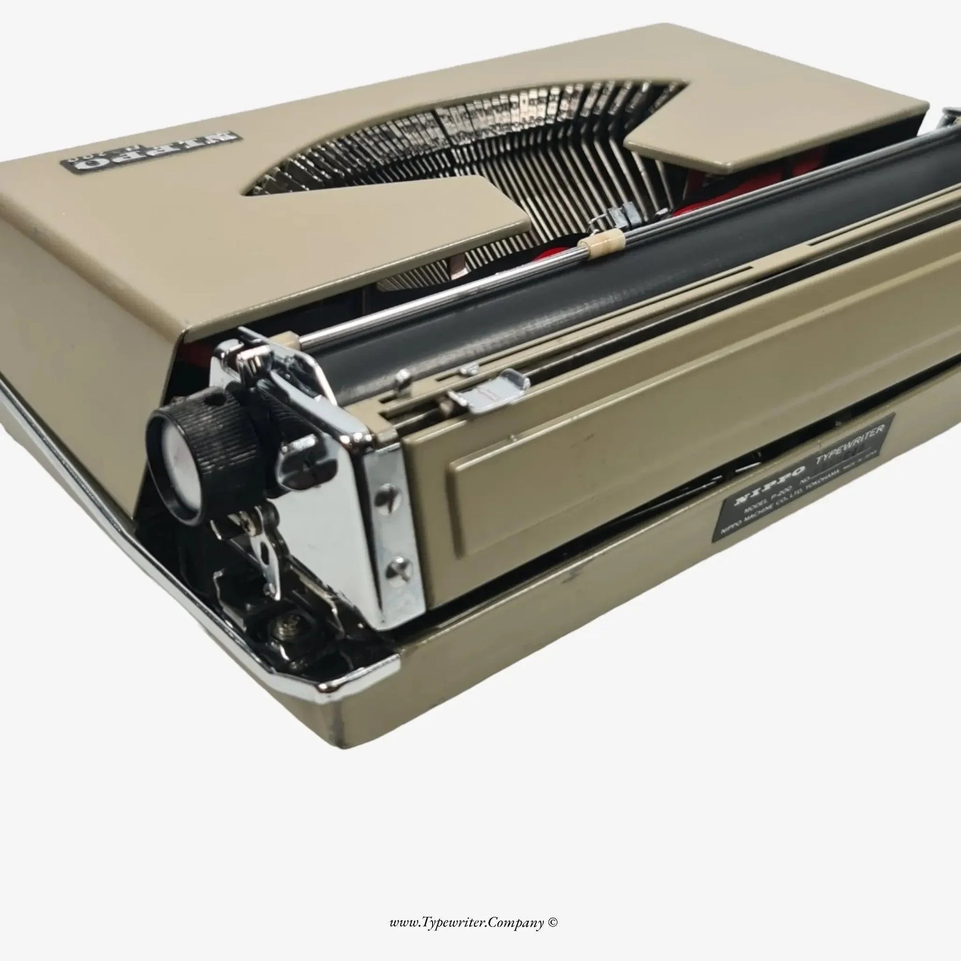 Nippo P-200 Manual Vintage Typewriter, Serviced, Qwerty Keyboard - ElGranero Typewriter.Company