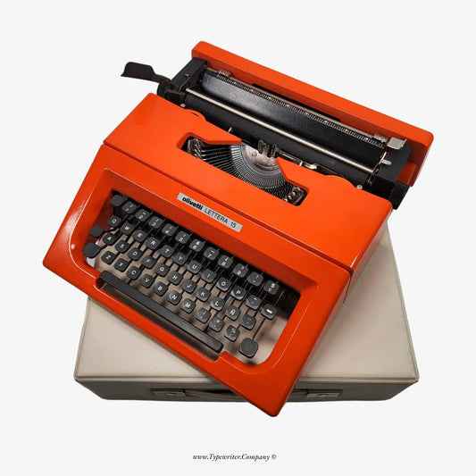 Olivetti Lettera 15, Orange Olivetti Typewriter, Vintage, Manual, Restored - ElGranero Typewriter.Company