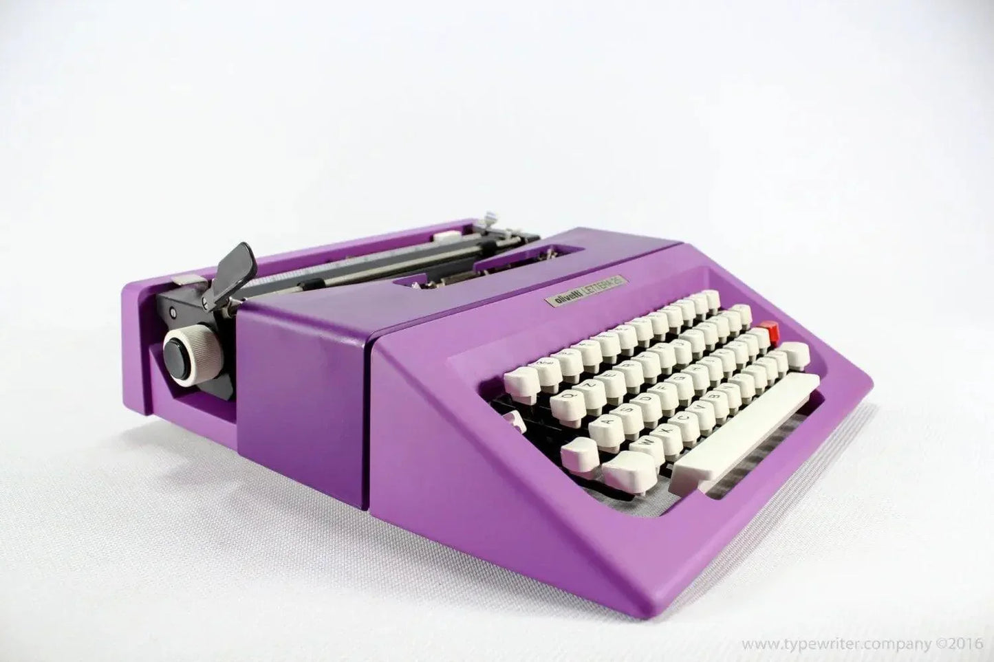 Olivetti Lettera 25 Violet, Vintage Manual Typewriter, Refurbished - ElGranero Typewriter.Company