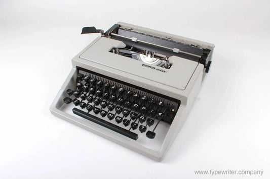 Olivetti Dora Gray, Vintage Manual Typewriter, Refurbished - ElGranero Typewriter.Company