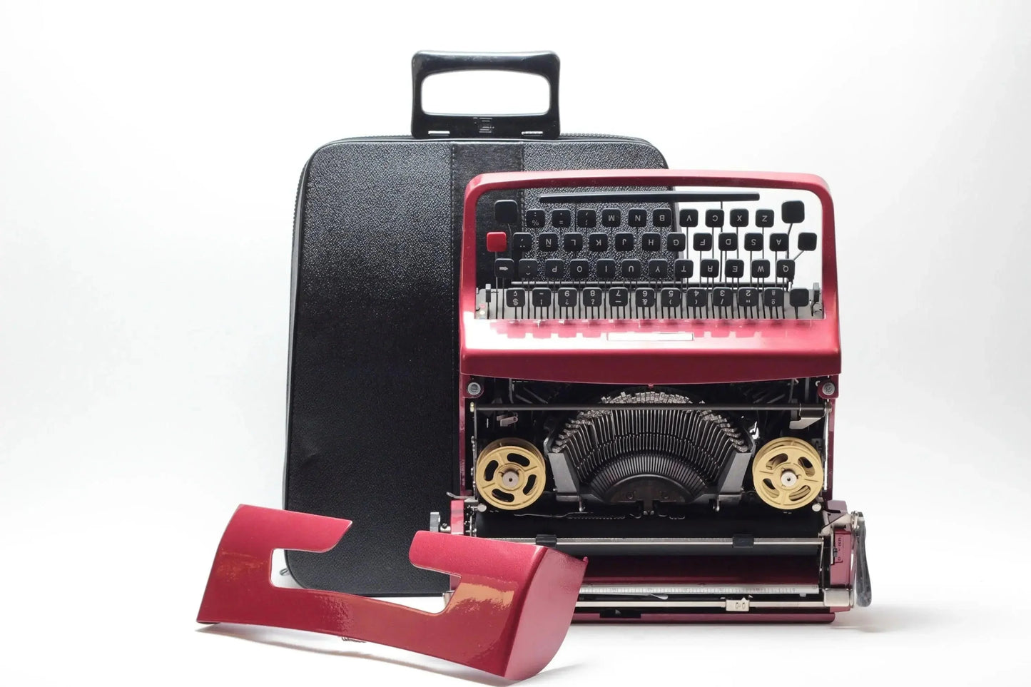 Olivetti Lettera 32 Coral Red Vintage Manual Typewriter, Refurbished - ElGranero Typewriter.Company