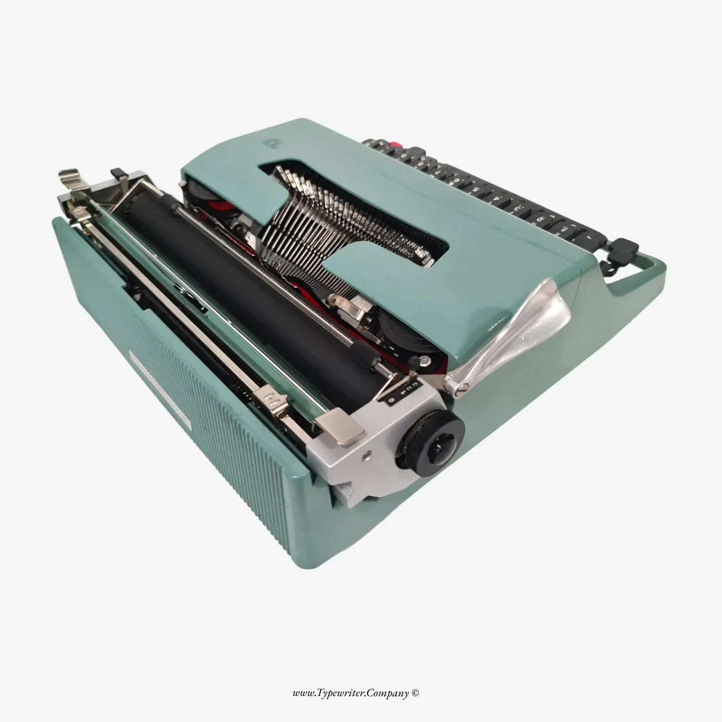 Olivetti Lettera 32 Typewriter with Accessories, Vintage Manual QWERTY - ElGranero Typewriter.Company