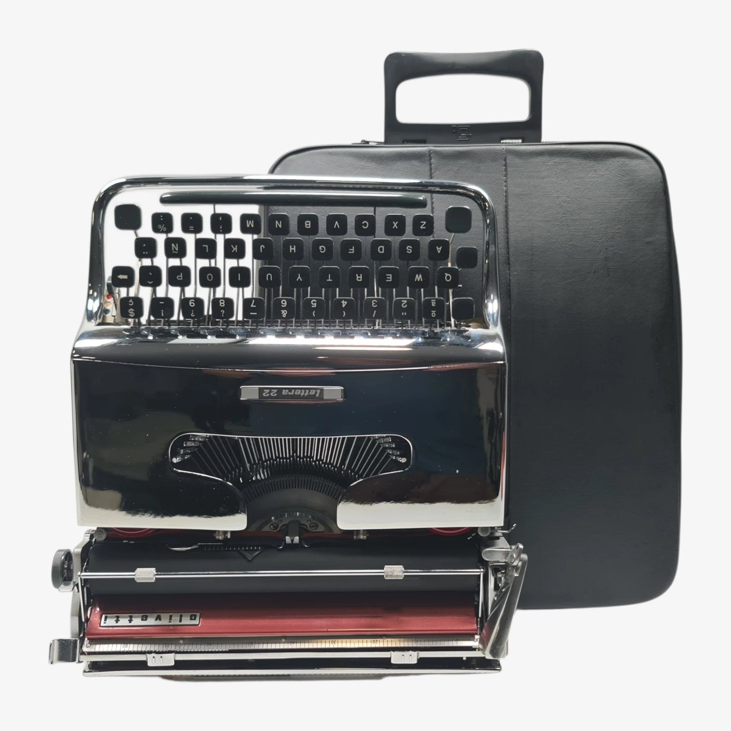 Olivetti Pluma 22 - Chrome Limited Edition Typewriter QWERTY ElGranero Typewriter.Company