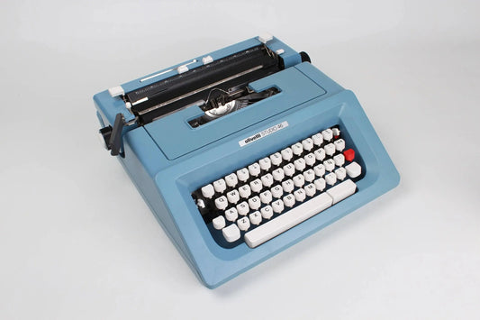 Olivetti Studio 46 Blue, Vintage Manual Typewriter, Restored - ElGranero Typewriter.Company