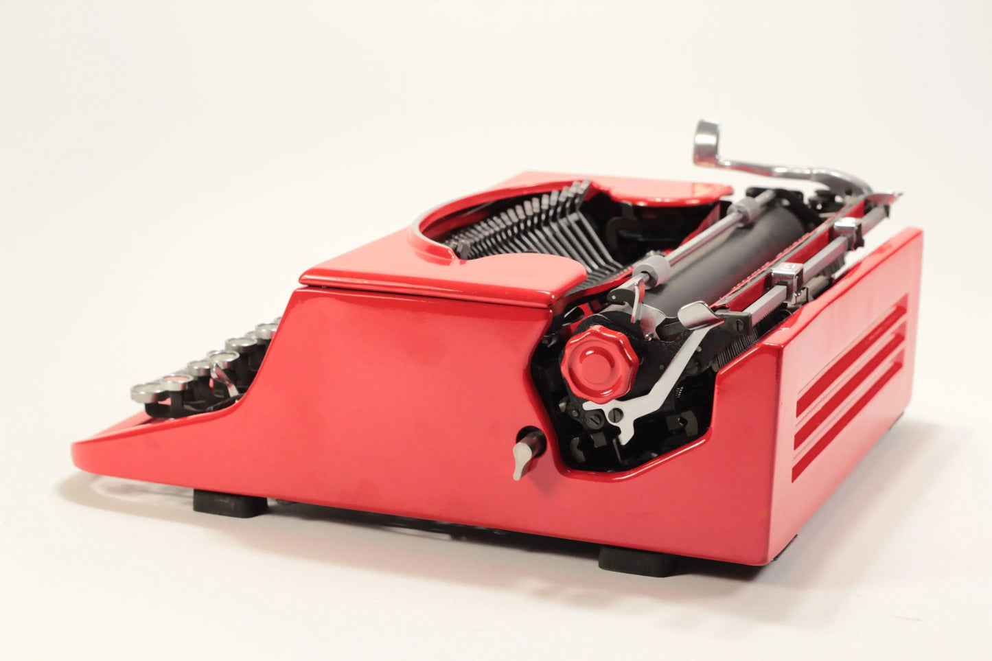 Olivetti Studio 46(42) Glossy Red Vintage Typewriter, Restored - ElGranero Typewriter.Company