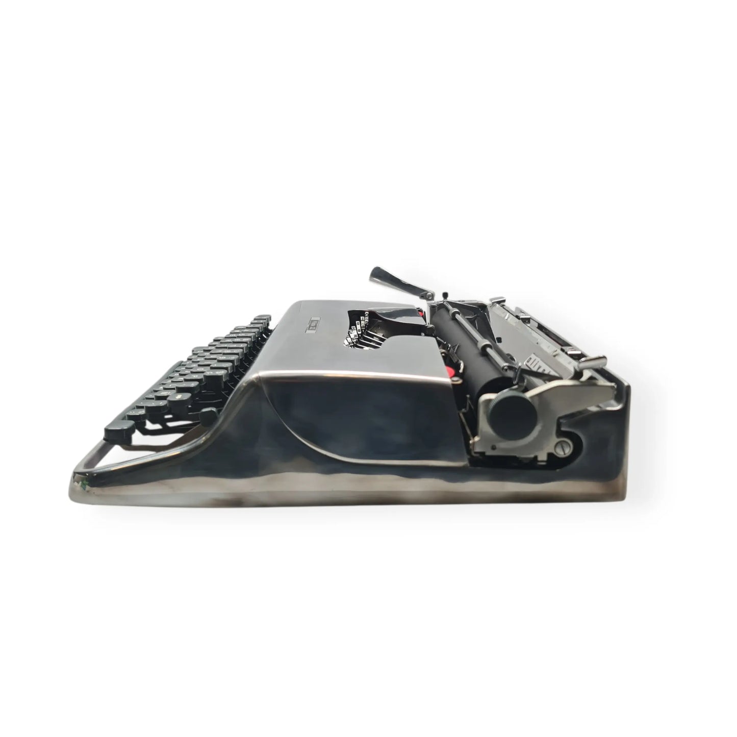 Olivetti Pluma 22 - Limited Polished Silver Edition Typewriter QWERTY ElGranero Typewriter.Company