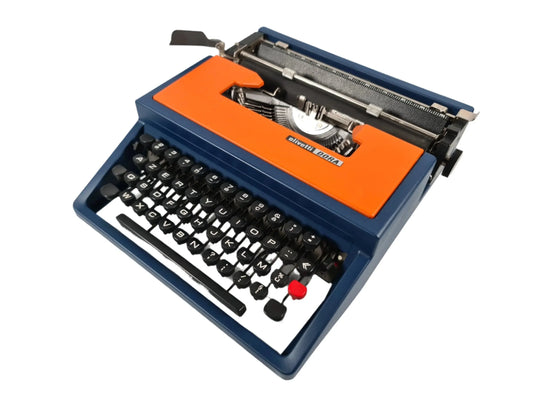 Olivetti Dora / Lettera 31 Typewriter, Manual, Vintage, QWERTY, Refurbished - ElGranero Typewriter.Company