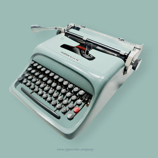 Pristine Olivetti Studio 44 Original Teal Vintage Typewriter, Refurbished - ElGranero Typewriter.Company
