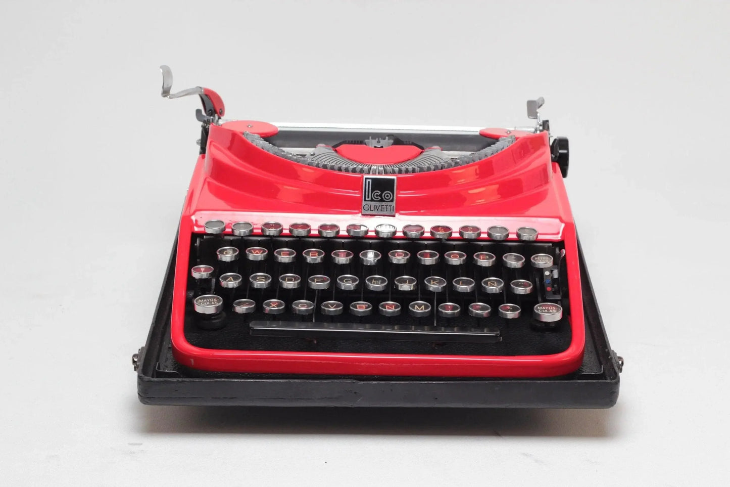Olivetti Ico MP1 Red Vintage Manual Typewriter, Refurbished - ElGranero Typewriter.Company