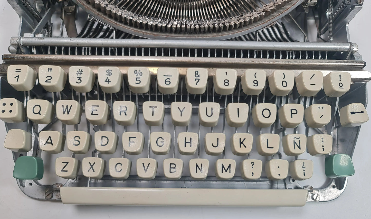 RESERVED!!! CURSIVE Olympia Splendid Vintage Manual Typewriter, Silver, Green, Restored - ElGranero Typewriter.Company
