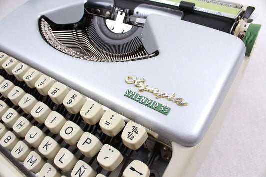 Olympia Splendid Cream, Silver, Vintage Portable Typewriter, Restored - ElGranero Typewriter.Company