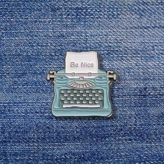 Vintage Enamel Pin - Gift for Writer - Souvenir - Typewriter Pins ElGranero Typewriter.Company