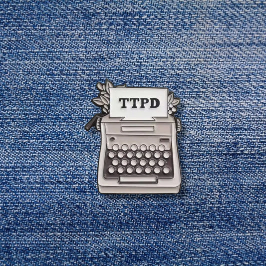 Vintage Enamel Pin - Gift for Writer - Souvenir - Typewriter Pins ElGranero Typewriter.Company