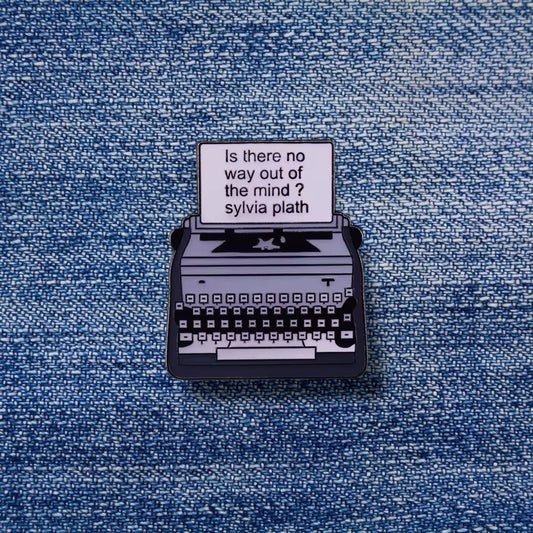 Vintage Typewriter Enamel Pin - Gift for Writer - Souvenir - Typewriter Pin ElGranero Typewriter.Company