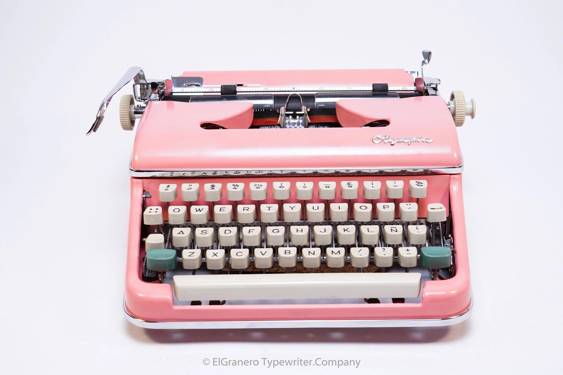 SOLD! Olympia SM, Vintage Manual Typewriter, Refurbished - ElGranero Typewriter.Company