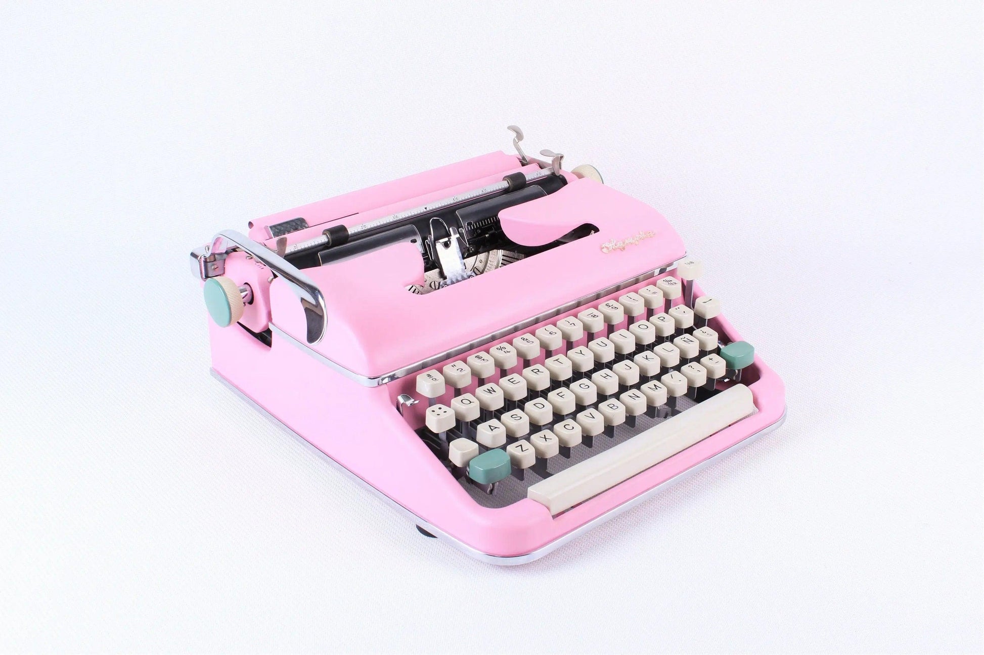 SOLD! Olympia SM 2/3 Pink, Vintage Manual Typewriter, Refurbished - ElGranero Typewriter.Company