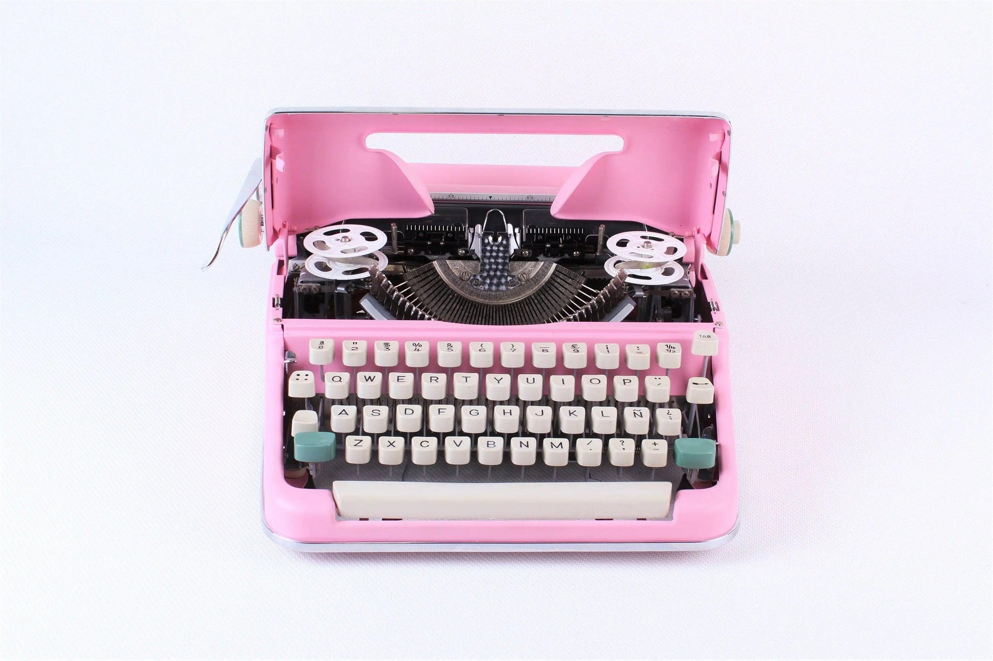 SOLD! Olympia SM 2/3 Pink, Vintage Manual Typewriter, Refurbished - ElGranero Typewriter.Company