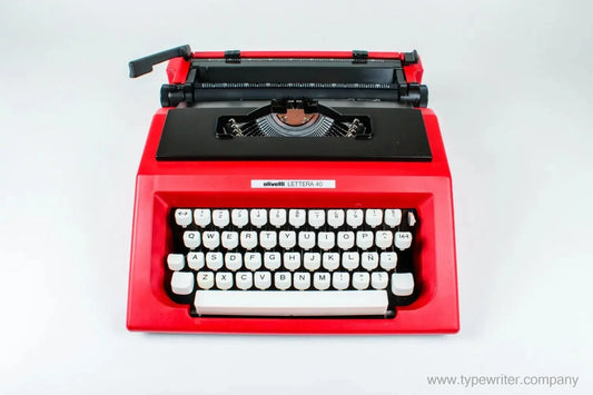 Olivetti Lettera 40/42 Red & Black, Vintage Manual Typewriter, Refurbished - ElGranero Typewriter.Company