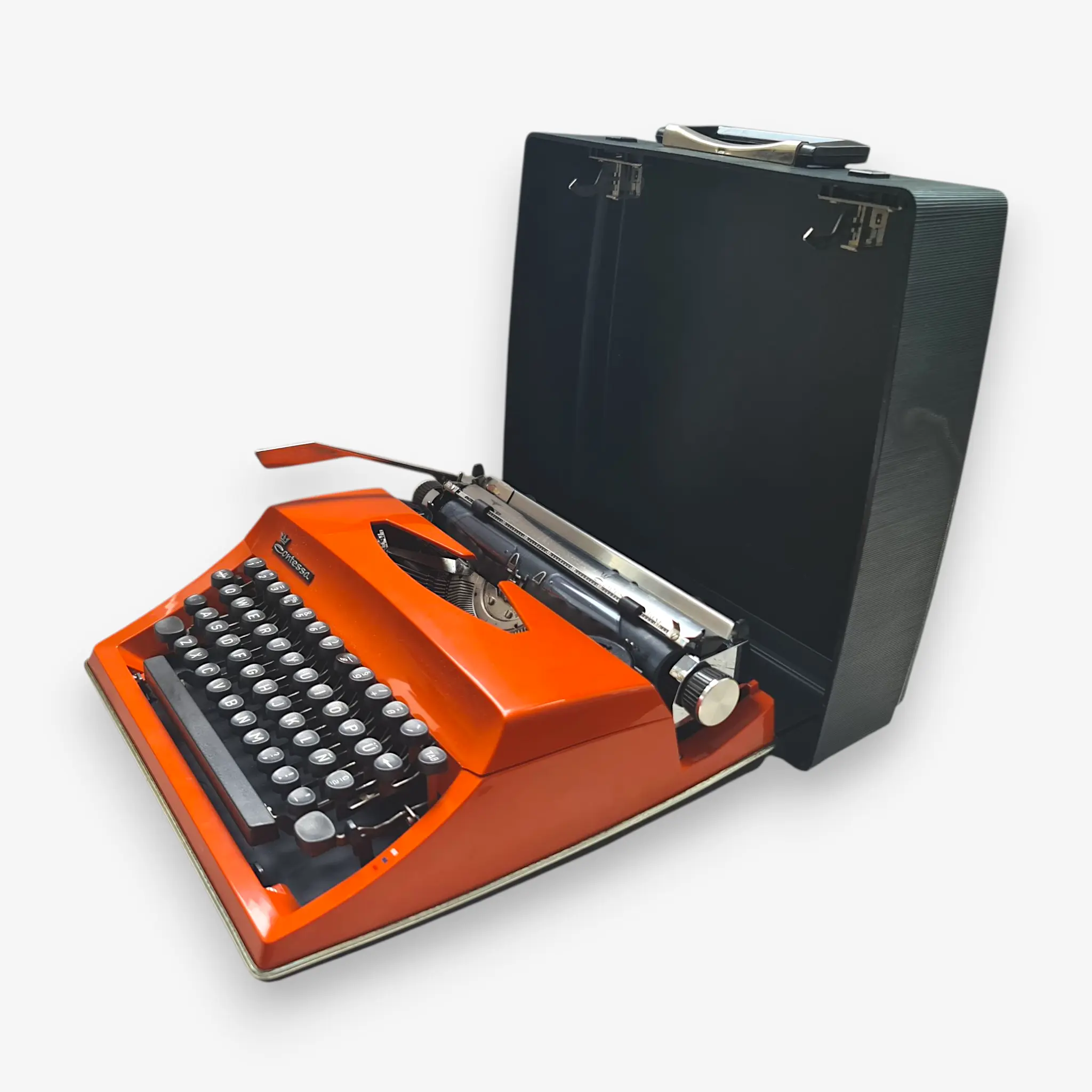 Adler Contessa DeLuxe Typewriter, Portable Vintage QWERTY