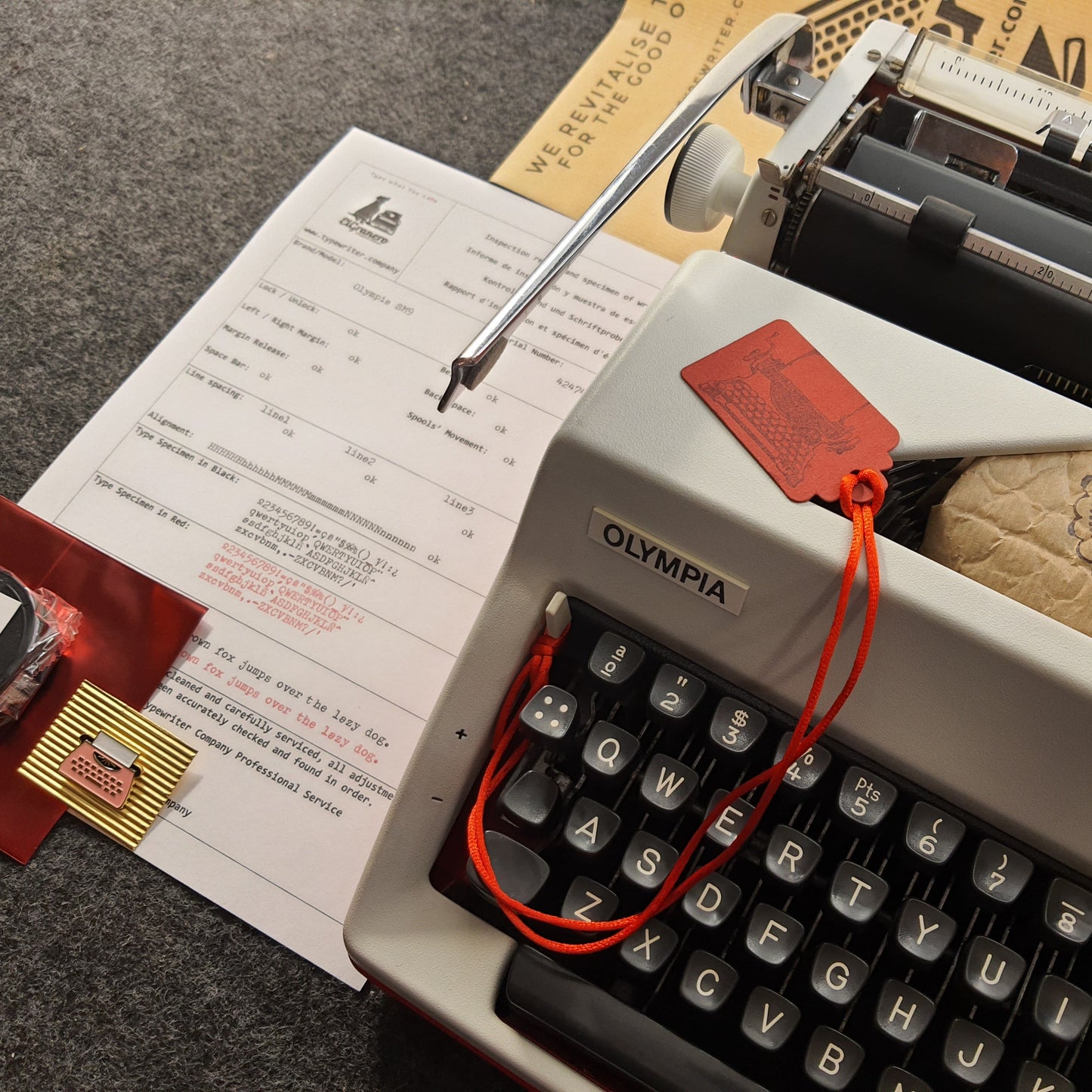 Gift Wrapping & Personal Touch  ElGranero Typewriter.Company