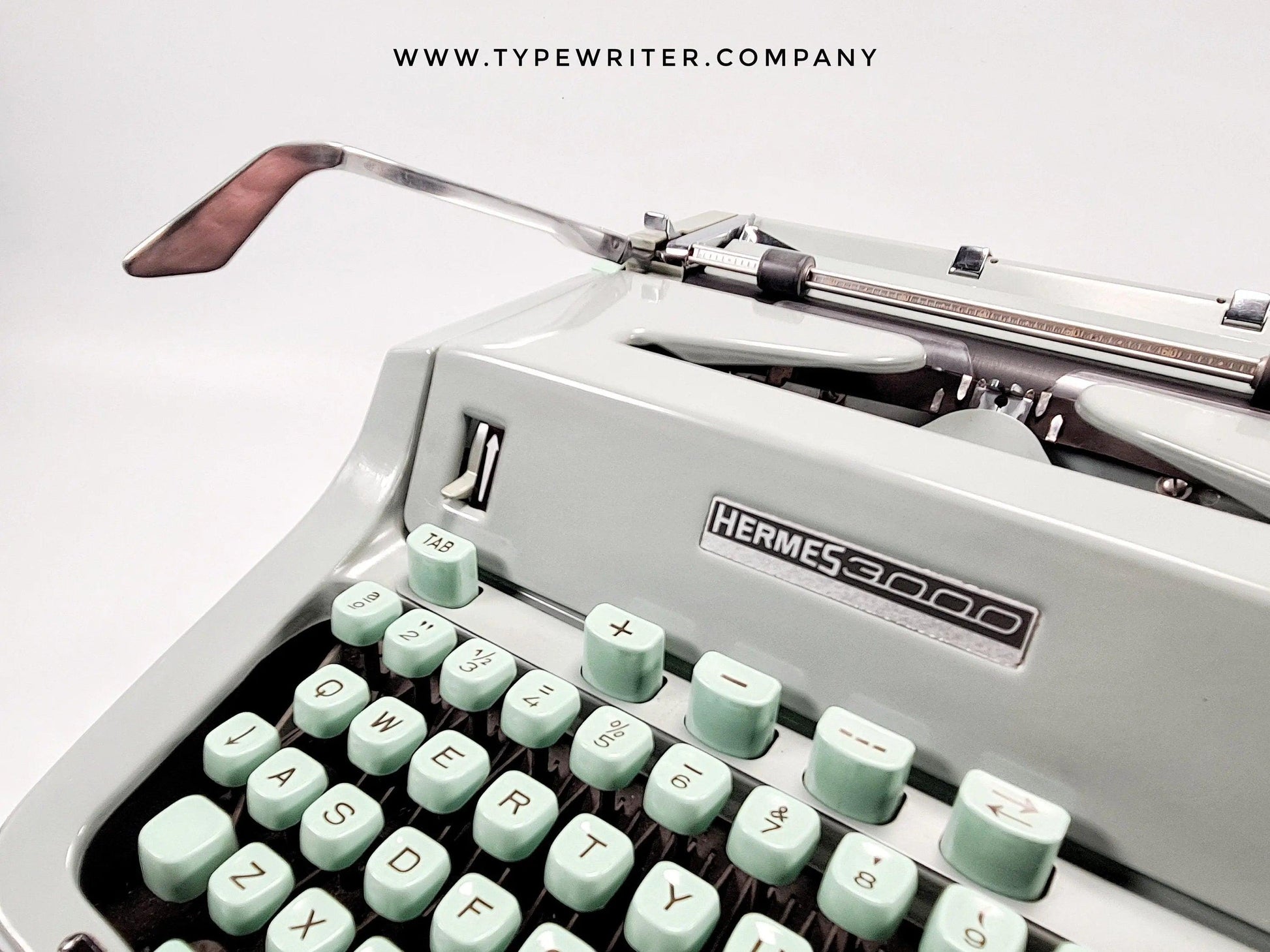 SOLD! Hermes 3000 Typewriter, Vintage Manual Portable, Refurbished - ElGranero Typewriter.Company