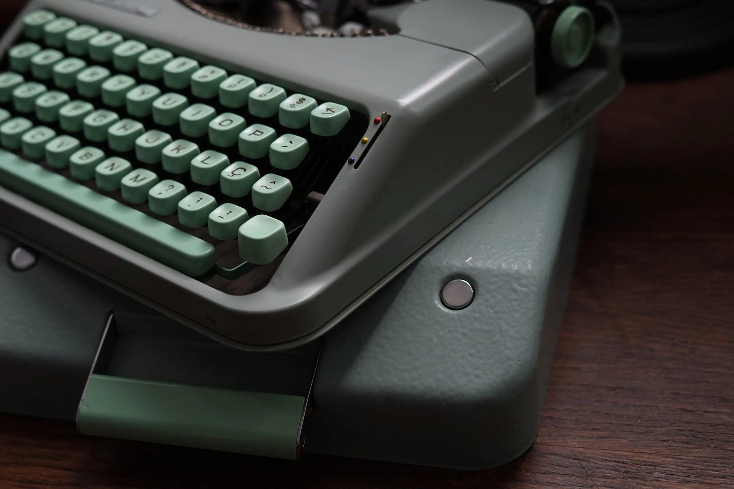 SOLD! Hermes Baby Seafoam Green, Vintage Manual Typewriter, Restored - ElGranero Typewriter.Company
