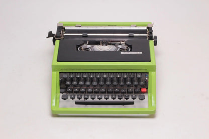 SOLD! Olivetti Dora Green Black, Vintage Manual Typewriter, Refurbished - ElGranero Typewriter.Company