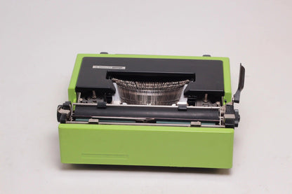 SOLD! Olivetti Dora Green Black, Vintage Manual Typewriter, Refurbished - ElGranero Typewriter.Company