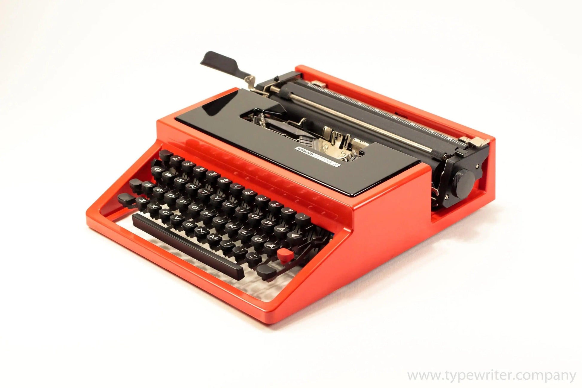 SOLD! Olivetti Dora Red Black, Vintage Manual Typewriter, Restored - ElGranero Typewriter.Company