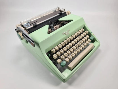 SOLD! Olympia SM Pistachio, Vintage Manual Typewriter, Restored - ElGranero Typewriter.Company