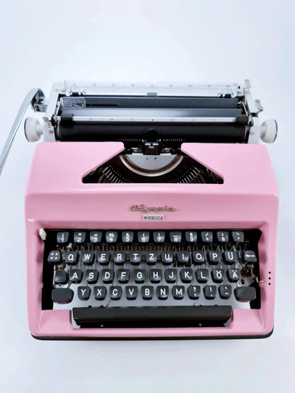 SOLD! Olympia SM Light Pink, Vintage Manual Typewriter, Restored - ElGranero Typewriter.Company