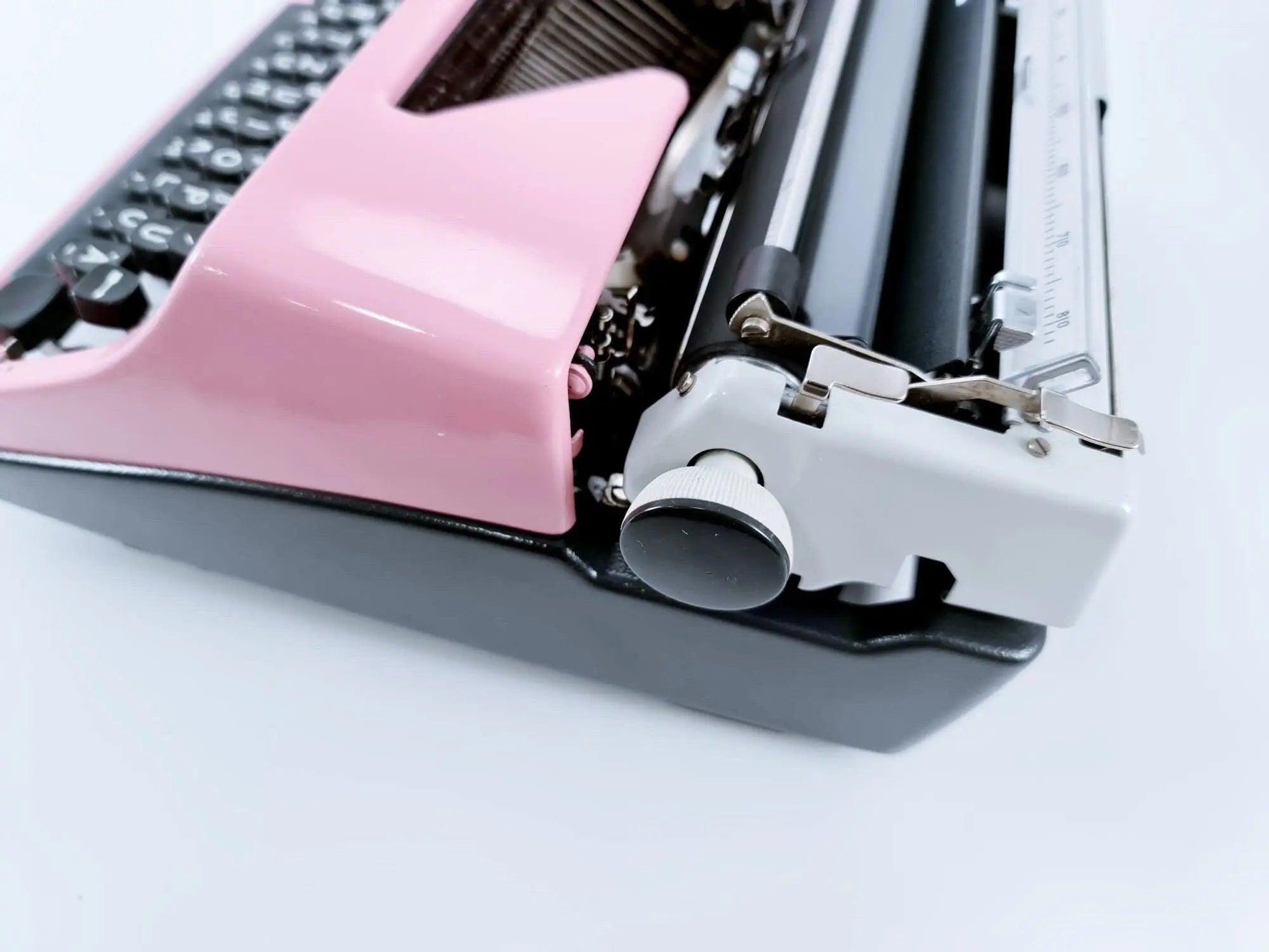 SOLD! Olympia SM Light Pink, Vintage Manual Typewriter, Restored - ElGranero Typewriter.Company