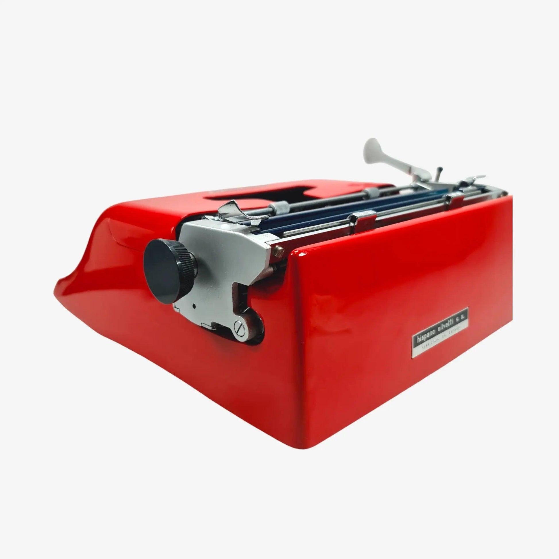 SOLD! Russian Typewriter Olivetti Studio 44 Typewriter, Restored - ElGranero Typewriter.Company