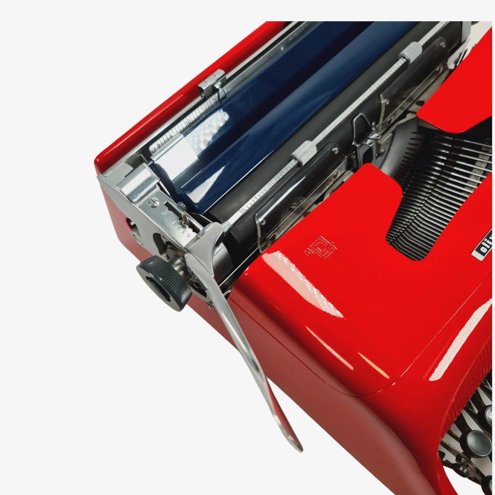 SOLD! Russian Typewriter Olivetti Studio 44 Typewriter, Restored - ElGranero Typewriter.Company