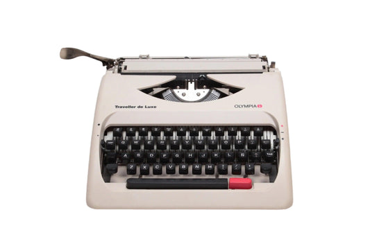Olympia Traveller Beige, Vintage Manual Typewriter, Restored - ElGranero Typewriter.Company