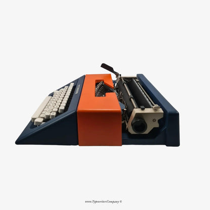Olivetti Lettera 25, Navy Blue & Orange Vintage Typewriter, Manual Refurbished - ElGranero Typewriter.Company
