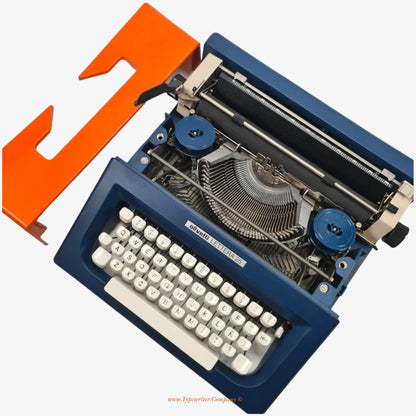 Olivetti Lettera 25, Navy Blue & Orange Vintage Typewriter, Manual Refurbished - ElGranero Typewriter.Company
