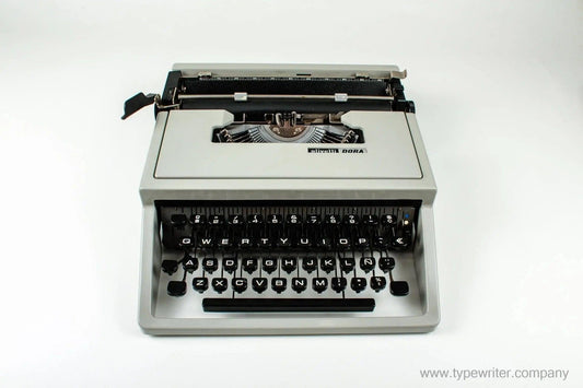 Olivetti Dora Gray, Vintage Manual Typewriter, Refurbished - ElGranero Typewriter.Company