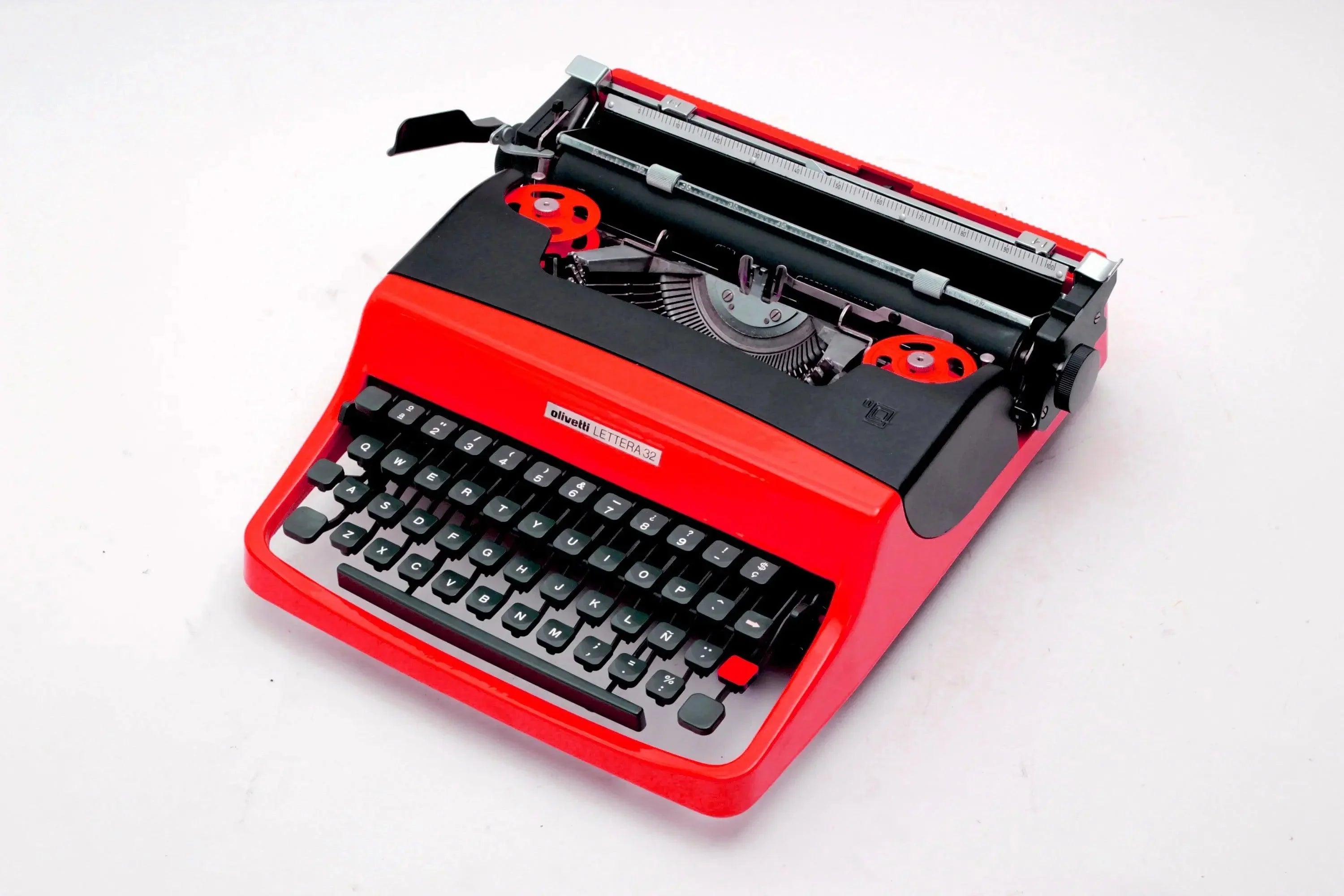 Lettera Olivetti Lettera 32 Custom Color, Vintage Manual Typewriter ...