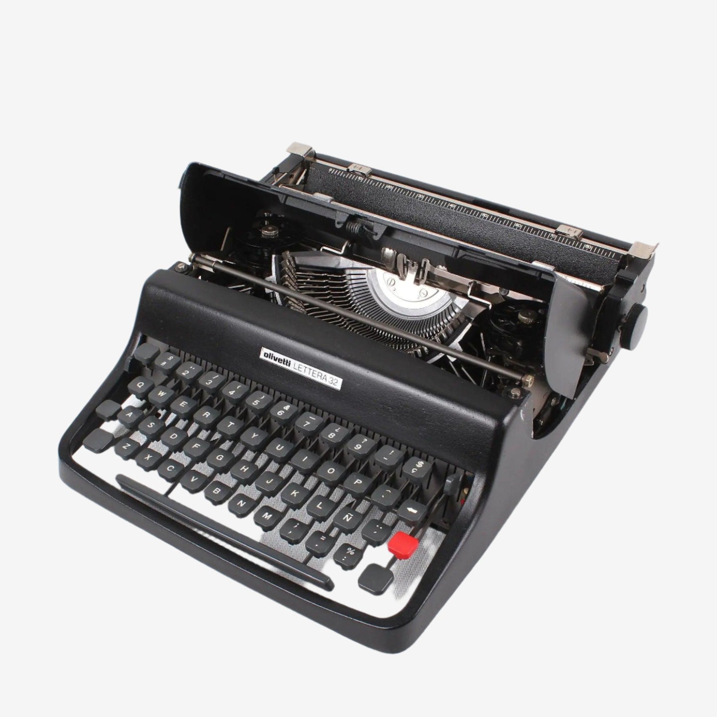 Olivetti Lettera 32 Black Manual Vintage Typewriter, Restored - ElGranero Typewriter.Company