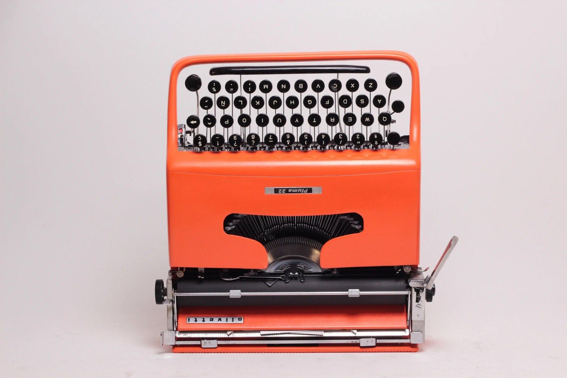 SOLD! Olivetti Pluma 22 Orange, Vintage Manual Typewriter, Restored - ElGranero Typewriter.Company