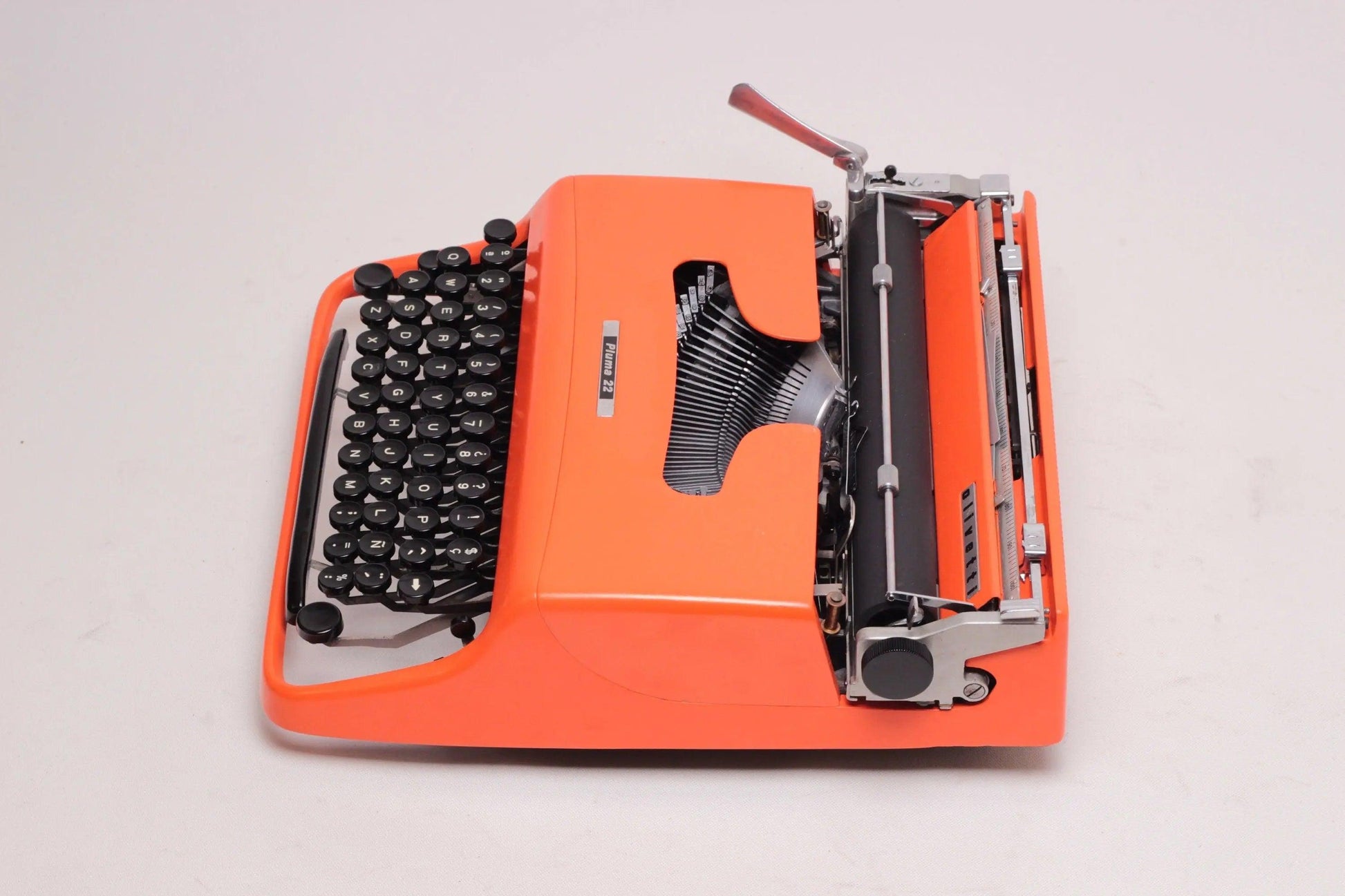 SOLD! Olivetti Pluma 22 Orange, Vintage Manual Typewriter, Restored - ElGranero Typewriter.Company