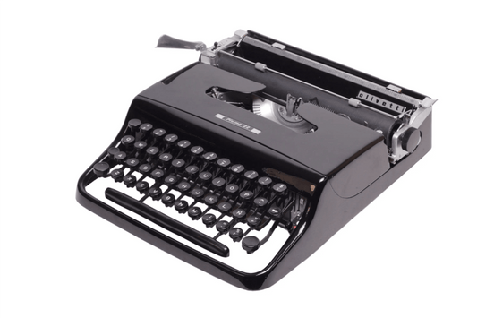 Olivetti Pluma 22 Glossy Black Vintage, Manual Typewriter, Serviced - ElGranero Typewriter.Company