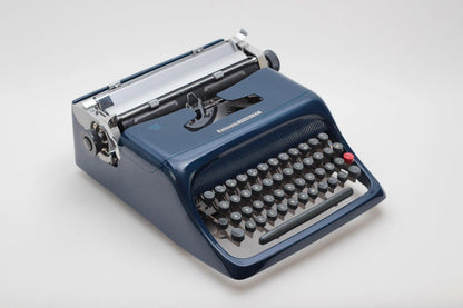 Olivetti Studio 44 Navy Blue Vintage Typewriter, Restored - ElGranero Typewriter.Company