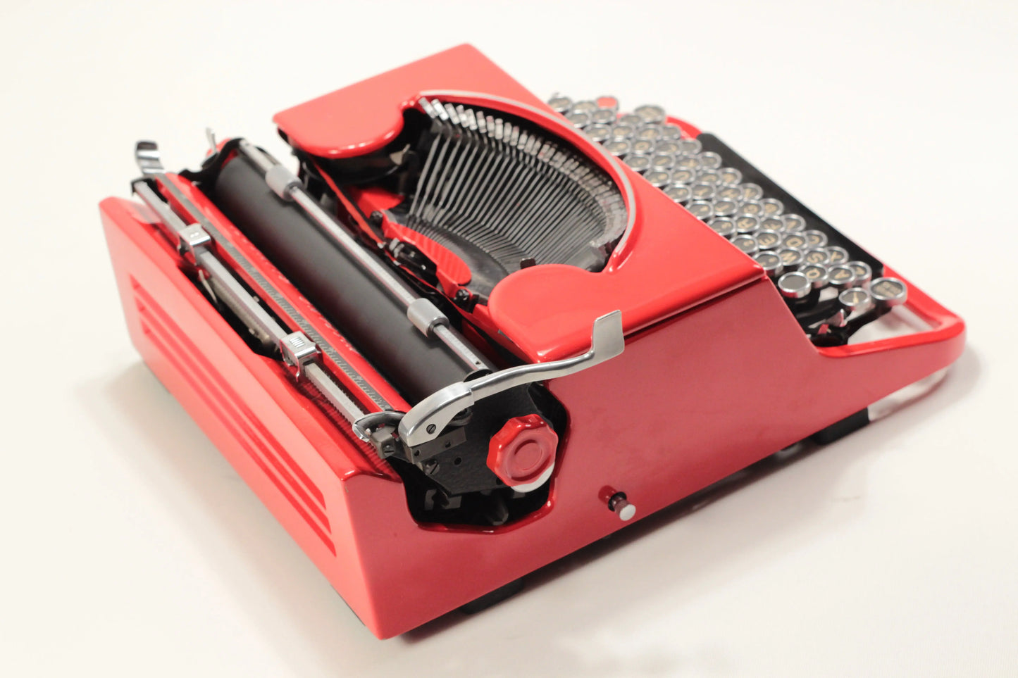 Olivetti Studio 46(42) Glossy Red Vintage Typewriter, Serviced - ElGranero Typewriter.Company