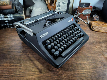 Olympia Monica Black, Vintage Manual Typewriter, Refurbished - ElGranero Typewriter.Company