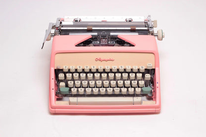 SOLD! Olympia SM7 Pink, Vintage Manual Typewriter, Restored - ElGranero Typewriter.Company