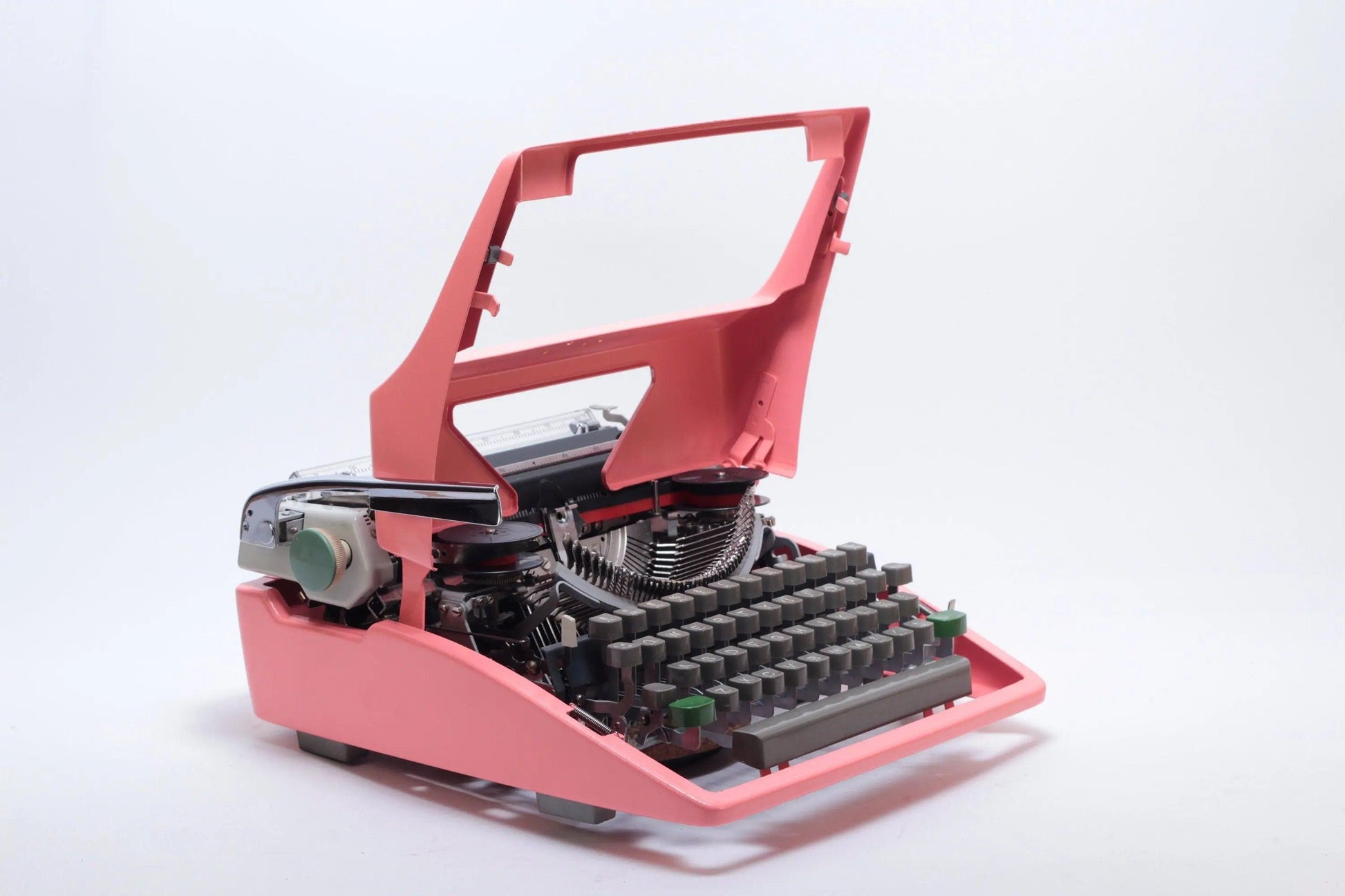 SOLD! Olympia SM Pink, Vintage Manual Typewriter, Refurbished - ElGranero Typewriter.Company